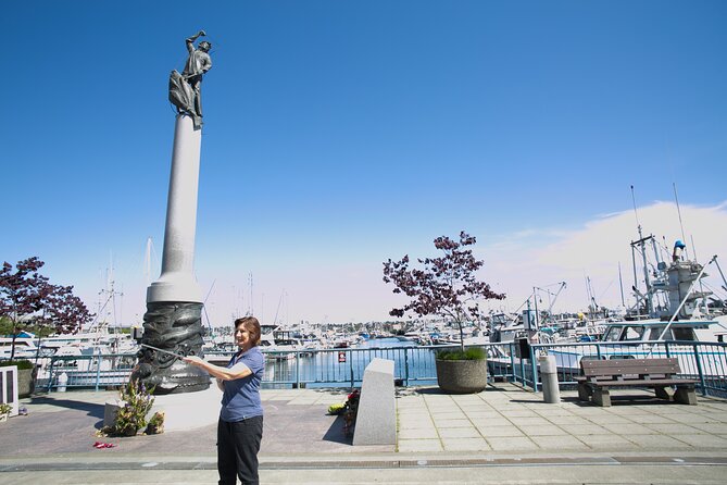 2 Hour Seattle City Snapshots Tour - Pike Place Market and the waterfront rhythm