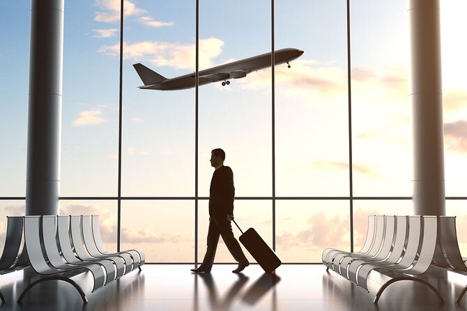 Airport Transfer From Seattle Airport to Hotels and Home - Why Private, Up-To-5 Group Size Can Be Great Value
