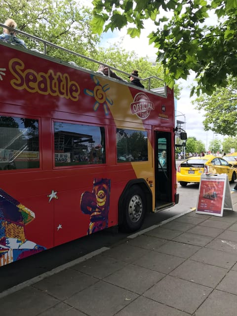 City Sightseeing Seattle: HOHO Bus Tour + Locks Cruise - Space Needle to the waterfront: your best first loop