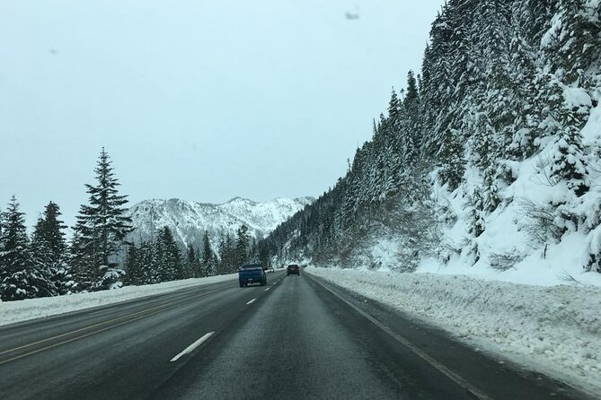 Explore Leavenworth from Seattle in SUV - Leavenworth: Walkable Bavarian-Style Town Time That Feels Like a Movie Set