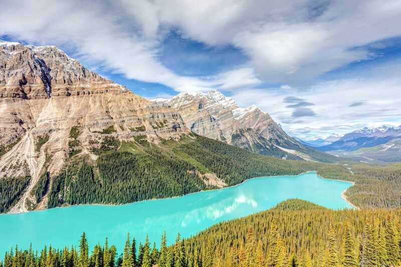 From Seattle: Canadian Rockies 7–Day National Parks Tour - Lake Louise and Moraine Lake: turquoise water, chateau views, and classic trails