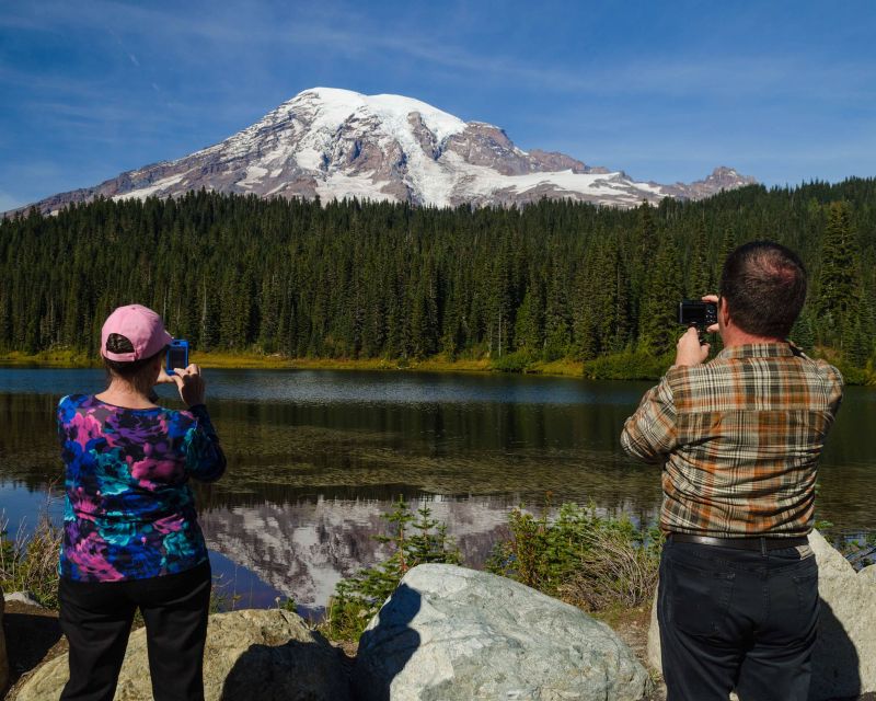 From Seattle: Mount Rainier National Park Guided Tour - The drive out of Seattle: quick scenery hits, with photo timing in mind