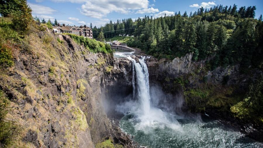 From Seattle: Snoqualmie Falls & Woodinville Wine Tasting - Price and value: is $344 per person worth it?