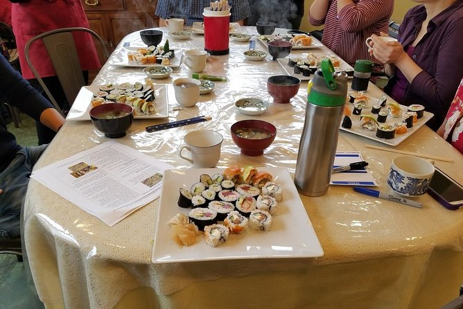 Hands on Sushi Rolls class - Duration, meeting point, and how to plan your time