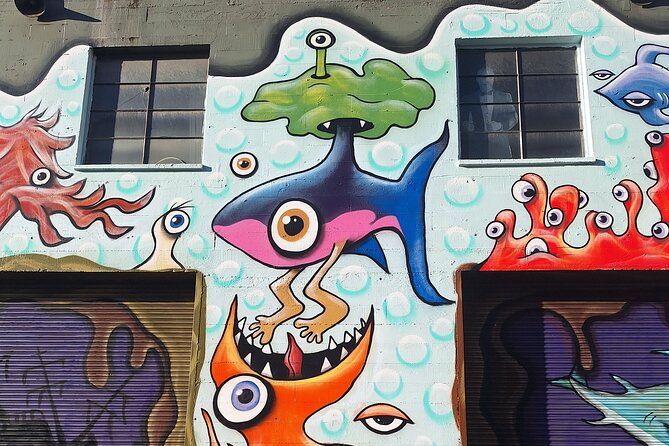 Henry Art Tours-Come See the Fun Side of Seattle Art/Pubs/History - Queen Anne: Space Needle views and major Henry murals