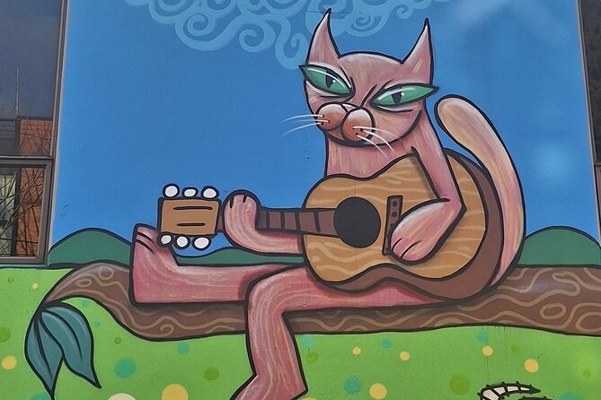 Henry Art Tours-Come See the Fun Side of Seattle Art/Pubs/History - Greenwood: fruit-tree history, food scene energy, and colorful murals