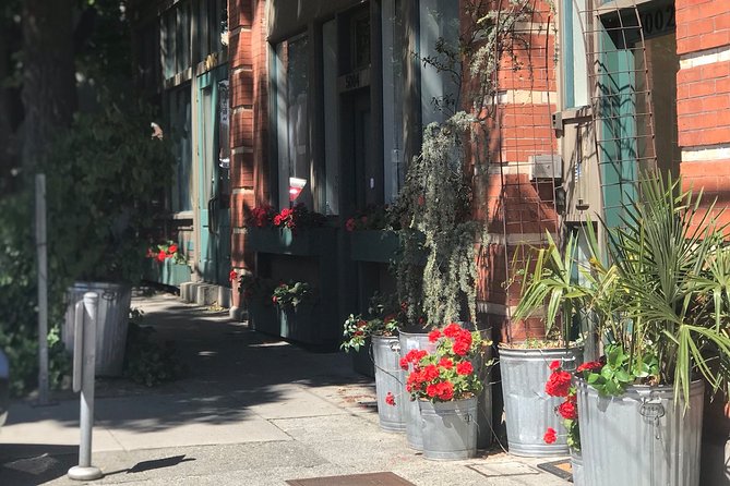 Historic Ballard: A Self-Guided Audio Tour Exploring Seattle's Quirky History - Why this Ballard audio walk feels practical, not just fun