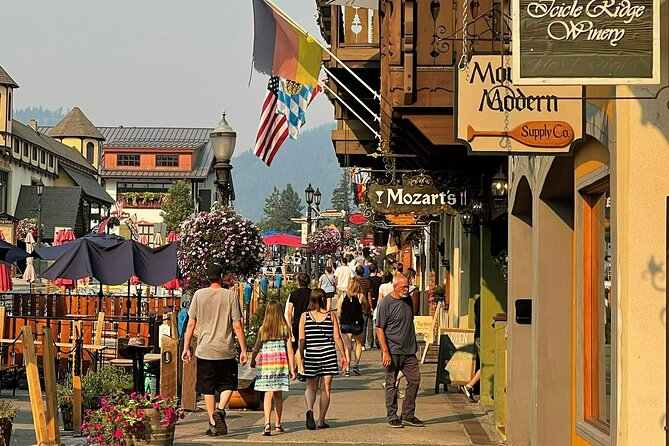 Leavenworth Exclusive Tour from Seattle - Leavenworth time: lunch, shops, and that German-style town feeling
