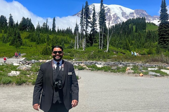 Mount Rainier Private Full Day — Sprinter Van or SUV - The vehicle experience: SUV comfort plus small touches that matter