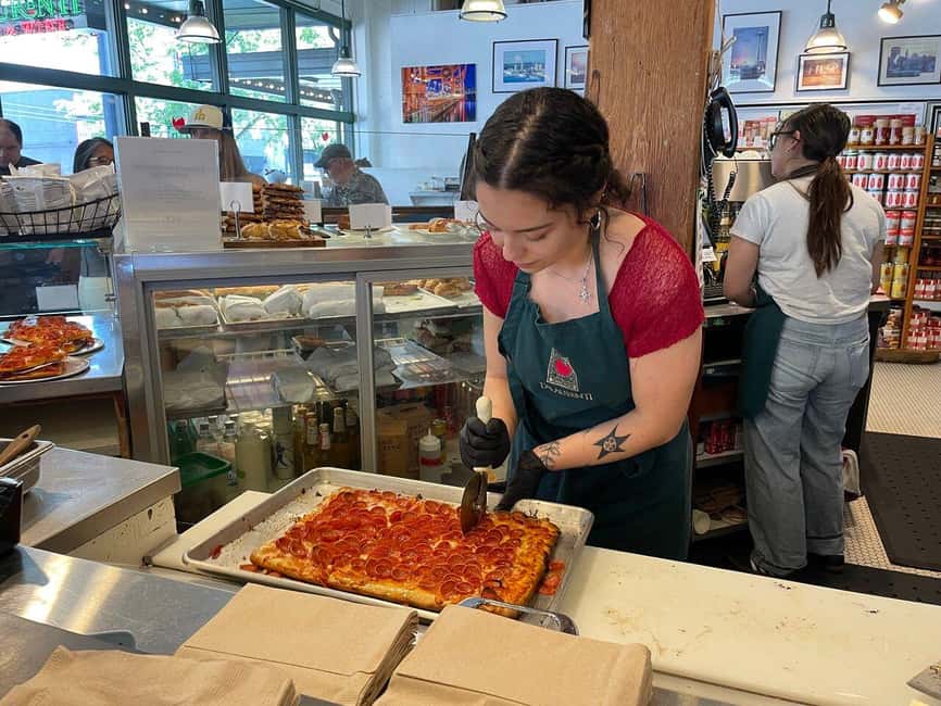 Pike Place Market: Meet the Market - Food and Fun Tour - Quick takeaways before you go