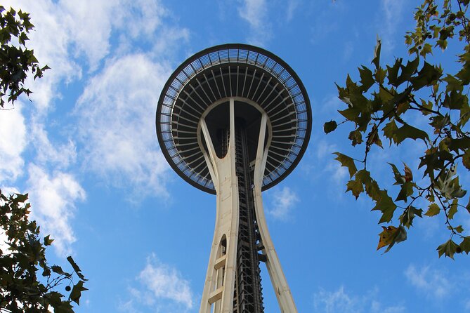 Pike Place Market, Space Needle Iconic 1-Day City Tour in Seattle - Columbia Center’s Sky View Observatory, Optional 360 Power