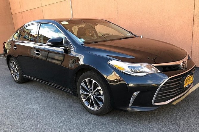 Private Arrival Transfer from Seattle Tacoma Airport SEA - What You Gain on the Road, Time Saved and Less Stress