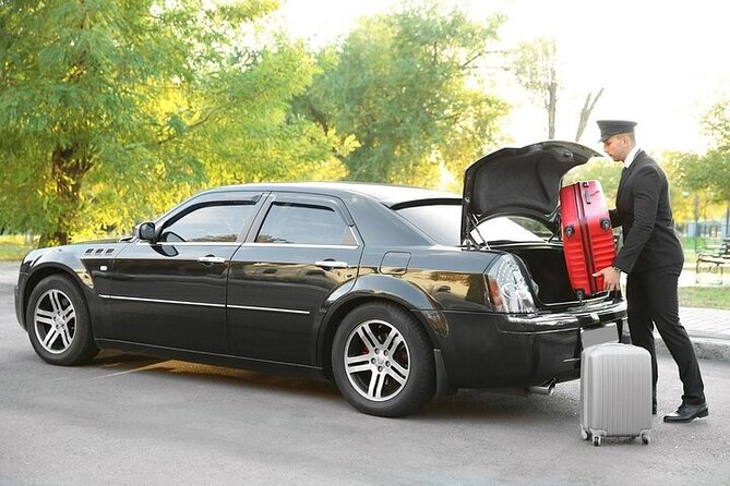 Private One-way Transfer from Seattle Airport to Seattle - Price and value at $94.93 per person