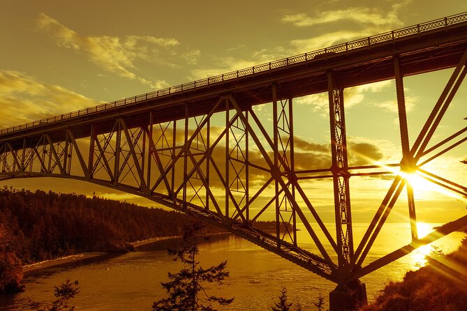 Private Tour of Whidbey Island, Washington (7 Hours) - Deception Pass Bridge: the iconic view with a controlled pace