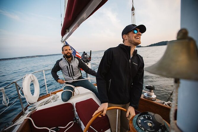 Sail Bainbridge Island & Seattle Waters - Luxury Classic Sailboat - Wildlife and calm-water cruising that still feels like an adventure