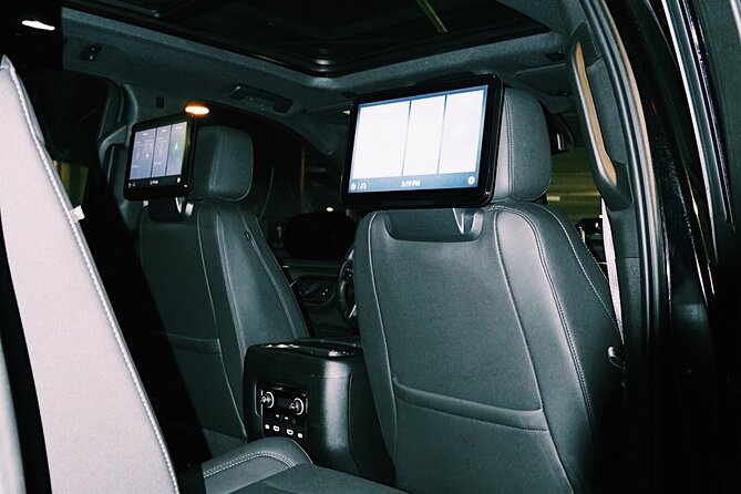 Seattle Arrival Chauffeur Driven Transport by Executive SUV - Why This Seattle Airport SUV Transfer Works on Day One