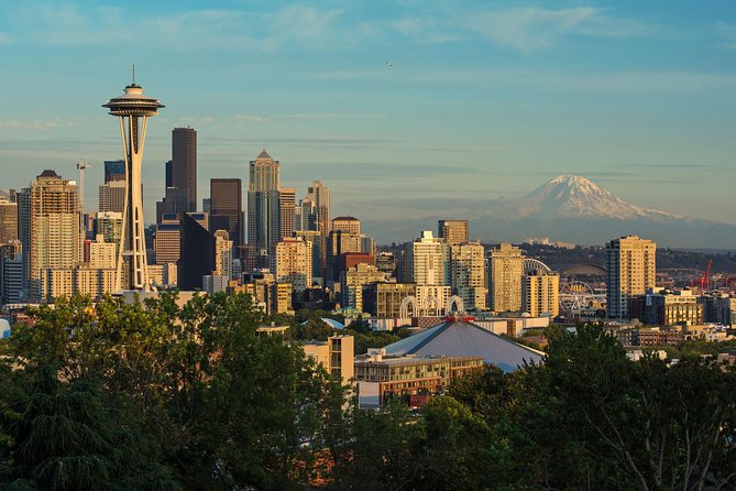 Seattle City Highlights Tour - Pike Place Market to the Amazon Spheres, where Seattle starts to feel real