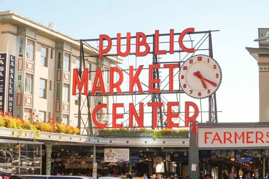Seattle: Cruise Port City Sightseeing Tour - Ballard Locks: the most interesting Seattle stop in the loop