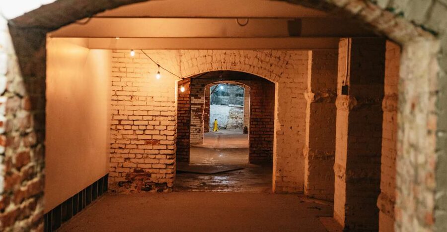Seattle: Guided Underground Walking Tour - Finding the stairs at Cherry Street Coffee, then going underground