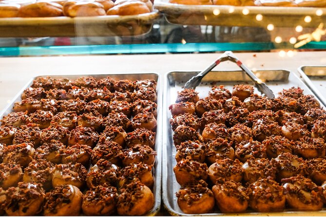 Seattle Holiday Donut Adventure & Walking Food Tour - Stop-by-stop: Top Pot, Doce, and the Amazon Spheres moment