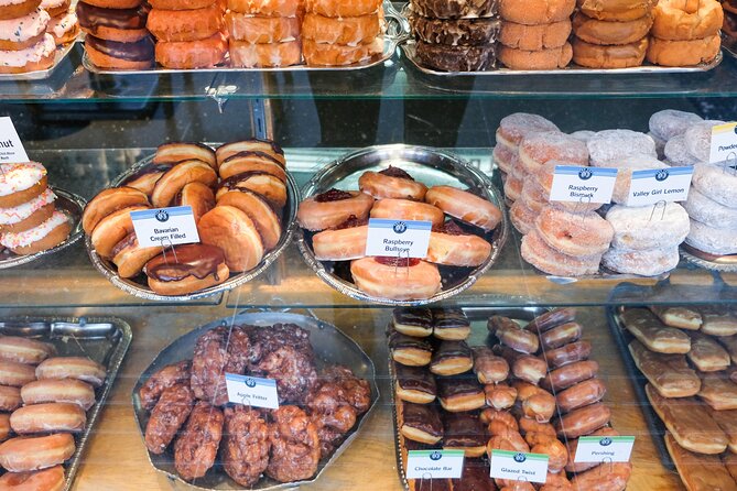 Seattle Holiday Donut Adventure & Walking Food Tour - Price and value: $65 for a small-group donut crawl