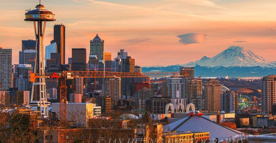 Seattle: Mount Rainier Park All-Inclusive Small Group Tour - From Downtown Seattle to the Rainier Volcano in One Long Day