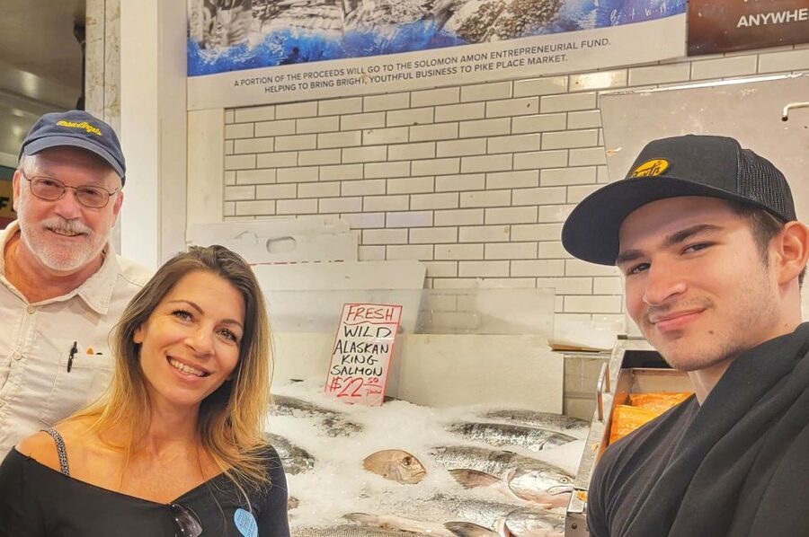 Seattle: Pike Place Market Seafood Tasting Tour - Meeting at Victrola Coffee and Skipping the Line