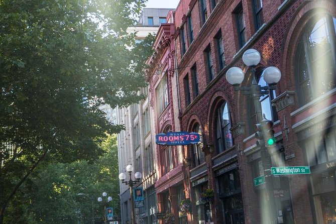 Seattle Post-Cruise Tour Package - A cruise-day bridge to Seattle highlights and your flight