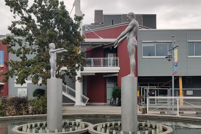 Seattle's Longest Historic & Cultural Walking Tour - Seattle Waterfront and Outdoor Art With Real Meanings