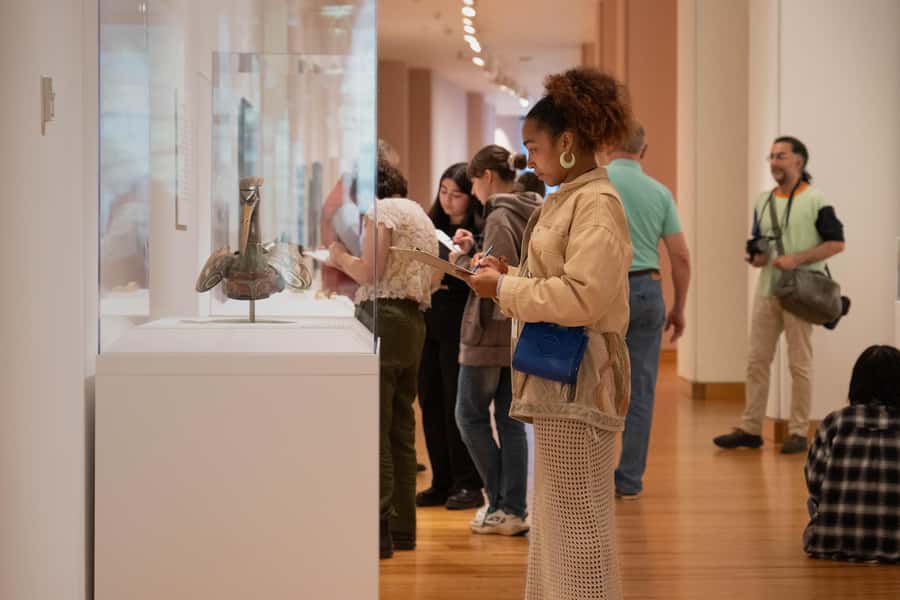 Seattle: Seattle Art Museum Admission Ticket - Small Group Size and the Host Greeter Advantage
