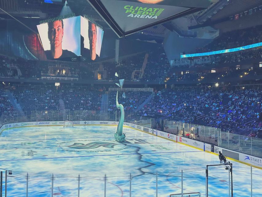 Seattle: Seattle Kraken Ice Hockey Game Ticket - Getting in smoothly: your phone ticket and the right gate