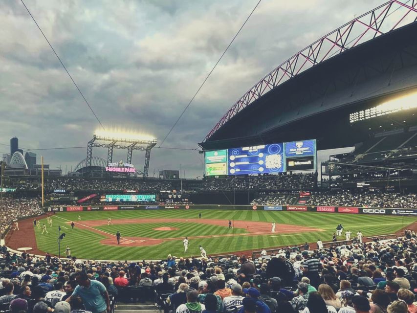 Seattle: Seattle Mariners Baseball Game at T-Mobile Park - Ticket Basics: Mobile Entry and the QR Code Trap