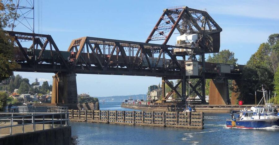 Seattle: Sightseeing Bus Tour with the Ballard Locks - What a 2.5-hour Seattle bus tour gets you (and what it does not)