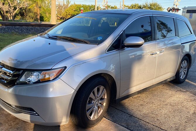 Seattle Tacoma Airport (SEA) to Seattle - Arrival Private Transfer - Price and Value: What $64.88 Buys You