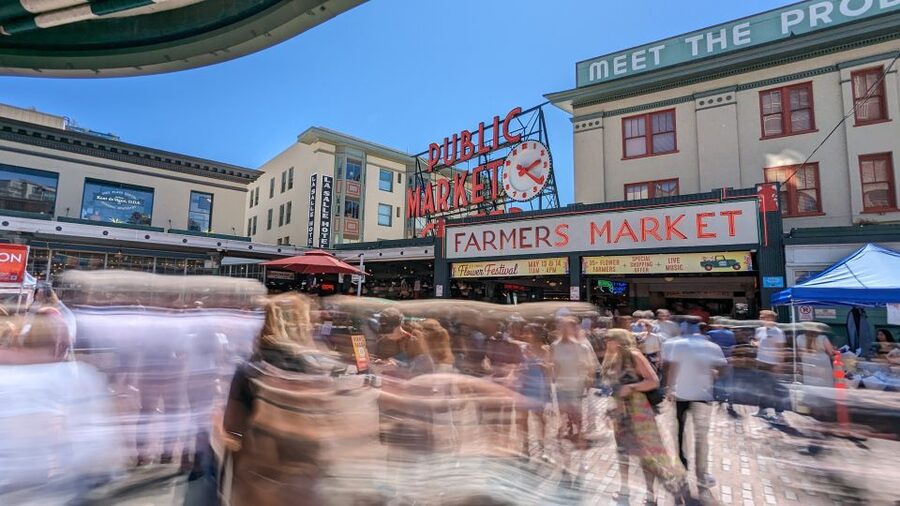 Seattle: Taste Pike Place Market's Flavors - 90 Minutes, Multiple Stops, and the Right Amount of Walking