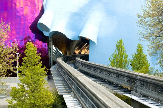 Seattle Time Travel Exploration Game and Tour - The Hidden Value: What You Learn Without a Lecture