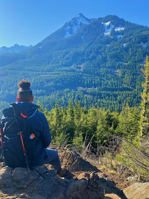 Seattle, Washington: Hike the Gorgeous Trails in Washington - Snacks, water, and what to pack anyway