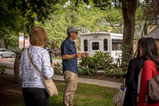 Seattle Wine & Snoqualmie Falls Highlights Tour - Price and Value Check for a $119 Seattle to Snoqualmie Day Trip