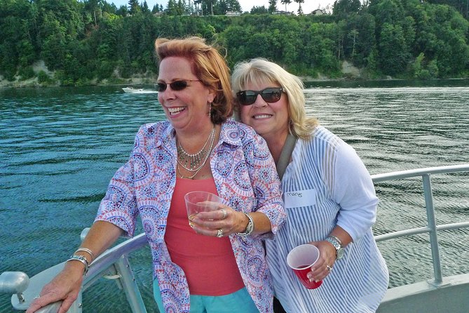 Shared 2 Hour September Sunset Cruise from Gig Harbor - Point Defiance Park and the shoreline wildlife chances