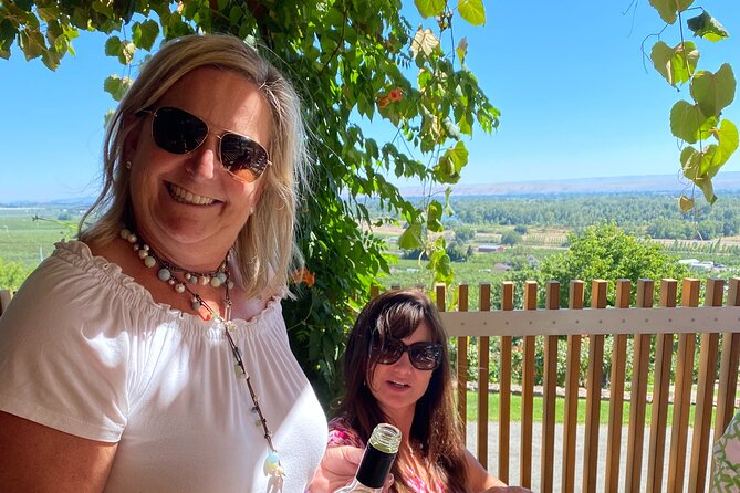 Sip and savor award winning Yakima Valley wines. - Choosing the Route by Day: Yakima, Zillah, Prosser, Sunnyside, Benton City