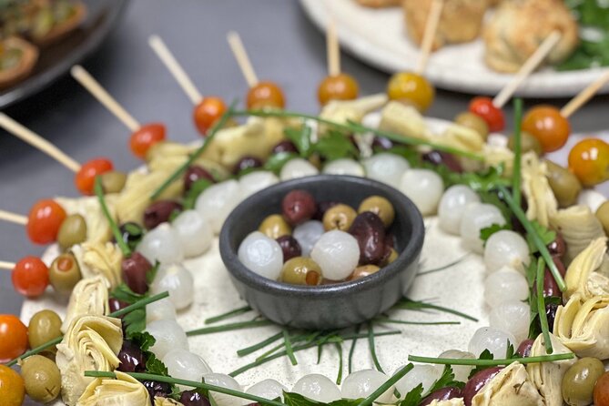 Small Group Wine Tasting: Explore Diverse Wines and PNW Cuisine - Price and value: why $100 can make sense for a guided tasting
