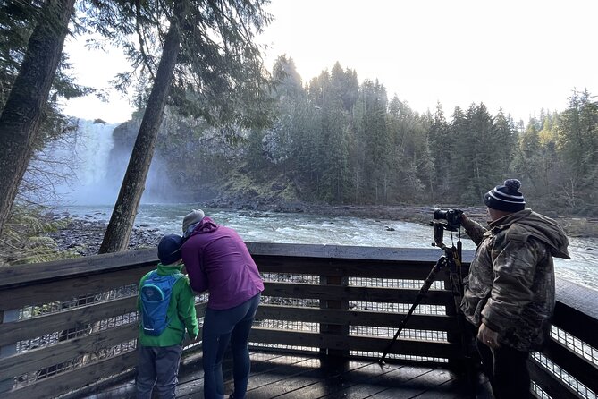 Snoqualmie Falls and Wineries Tour from Seattle - Guide Matters: What a Great Driver-Guide Looks Like Here