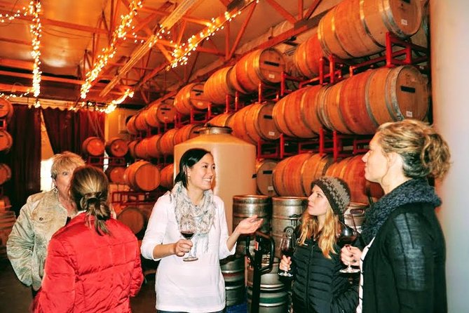 Snoqualmie Falls + Wine Tasting: All-Inclusive Small-Group Tour - Small-Group Comfort and the Role of the Naturalist Guide