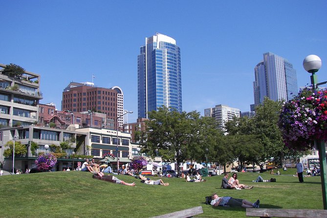Uncover Seattle: Self-Guided Audio Tour - Getting Oriented at Victor Steinbrueck Park, 1999 Western Ave