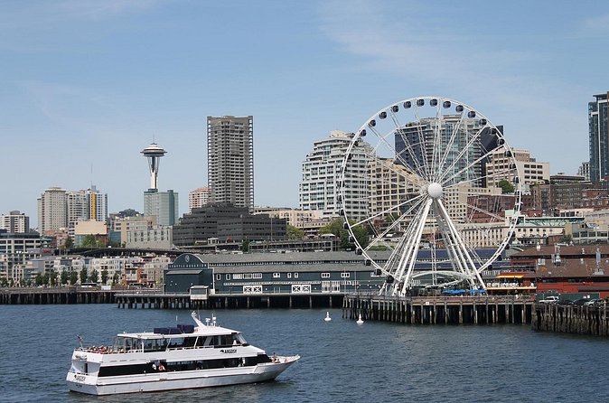 Welcome to Seattle: Private 2.5-hour Highlights Walking Tour - Stop 5: Chihuly Gardens and Glass, Glassblowers at Work